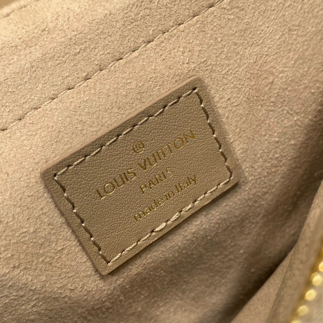 Louis Vuitton LV New Wave Woman’s Cowhide Leather Handbags 24x14x9cm - Image 6