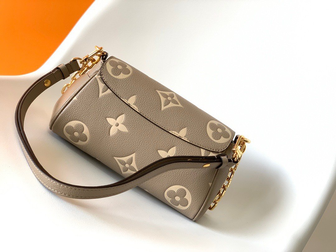 Louis Vuitton LV Favorite Brown Like Auth Handbags Lock Gold 24x14cm - Image 9