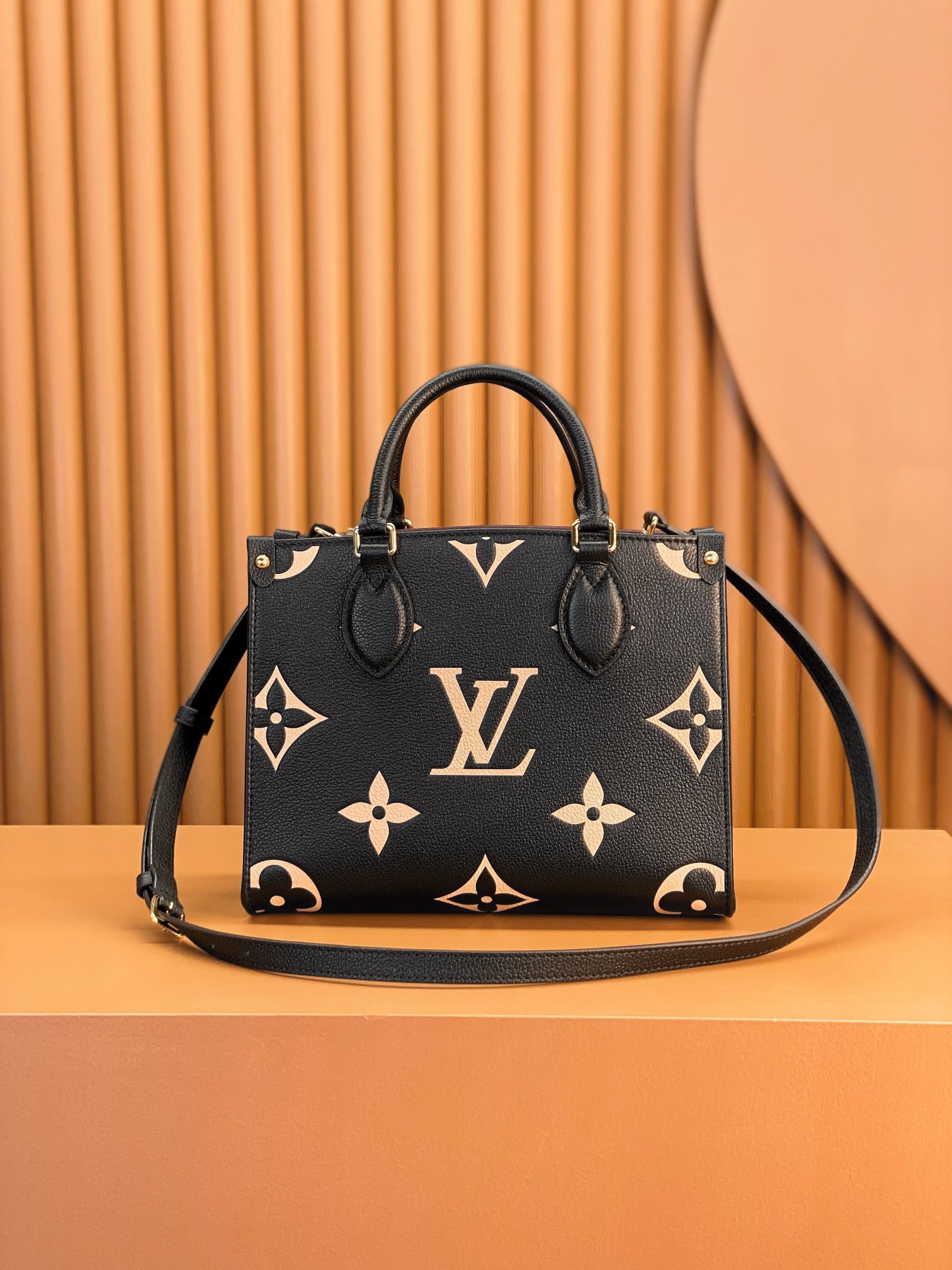 Louis Vuitton LV On The Go PM Tote Bag Like Auth Handbags Woman’s 25cm - Image 8