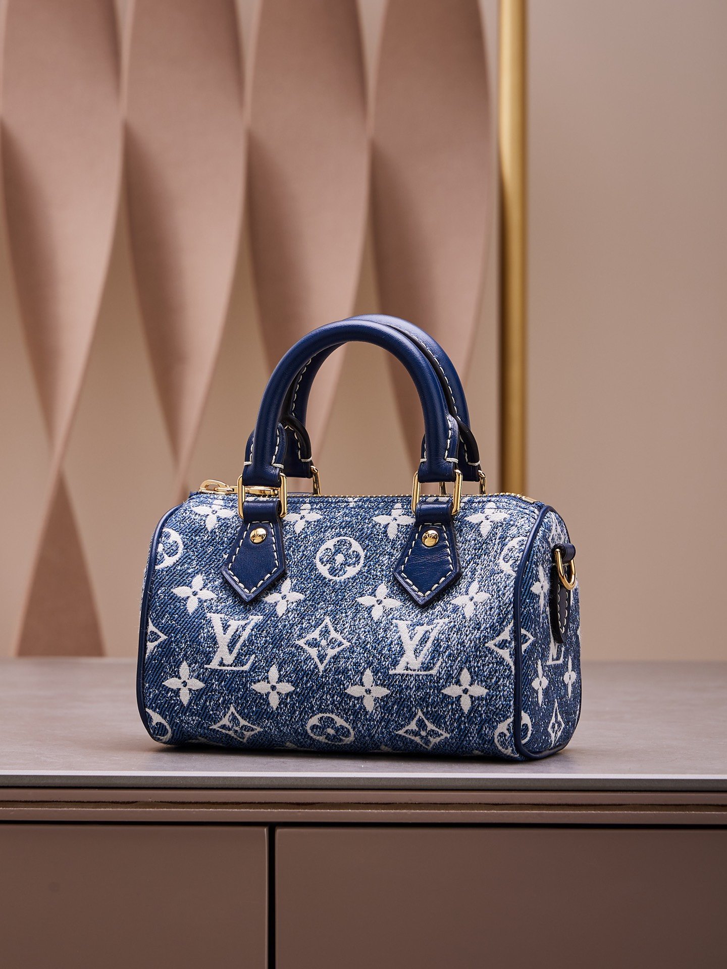 Louis Vuitton LV Speedy Monogram Demin Woman’s Like Auth Handbags 16x10x7.5cm - Image 8