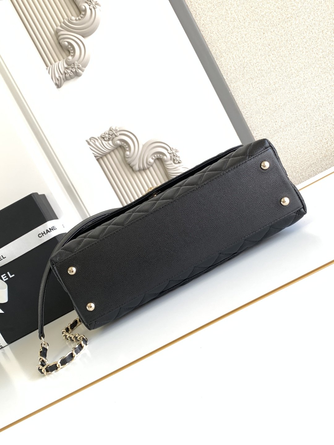 Chanel Bag COCO Handle size 29 cm - Image 4