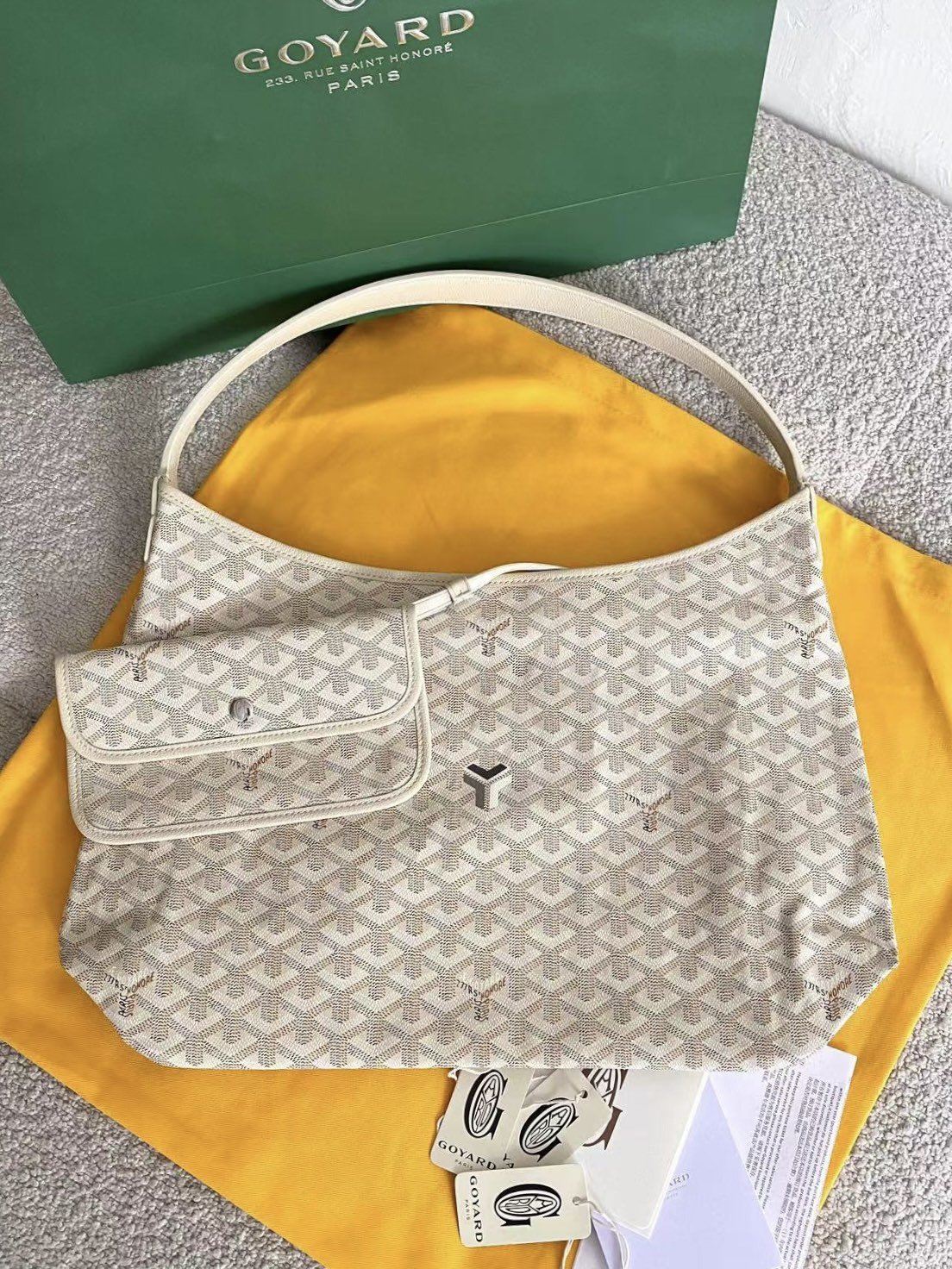 GOYARD Goyardine Boheme Hobo White - Image 3