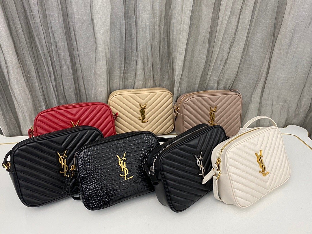 Saint Laurent Lou Medium YSL Camera Bag with Pocket and Tassel in Quilted Leather - Image 2