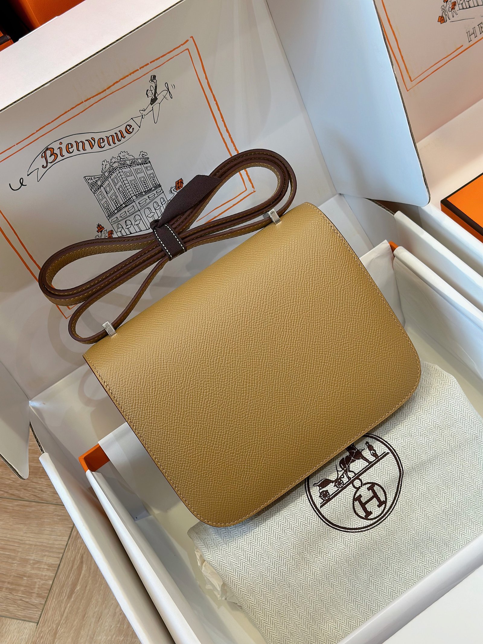 HN 19 Brown Epson Leather Palladium Hardware - Image 8