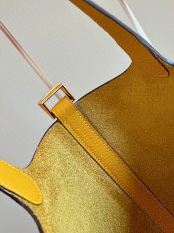 HN 18 Yellow Togo leather Gold Hardware - Image 3