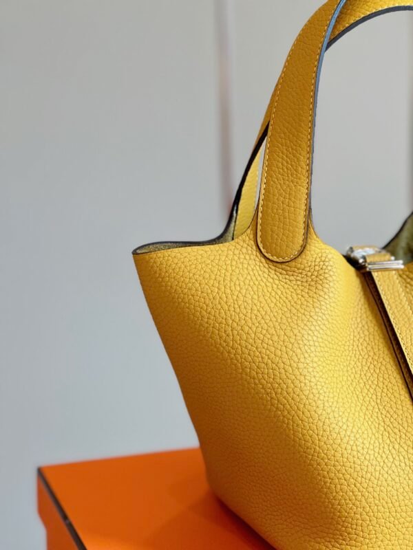 HN 18 Yellow Togo leather Gold Hardware - Image 4