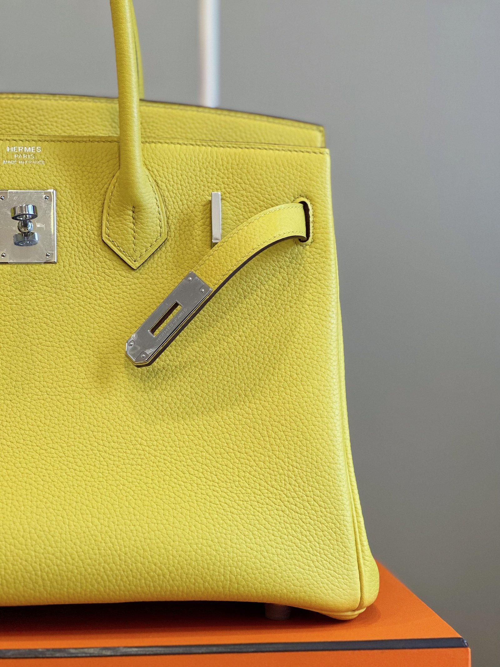 HN 30 Amber Yellow Palladium Hardware - Image 7