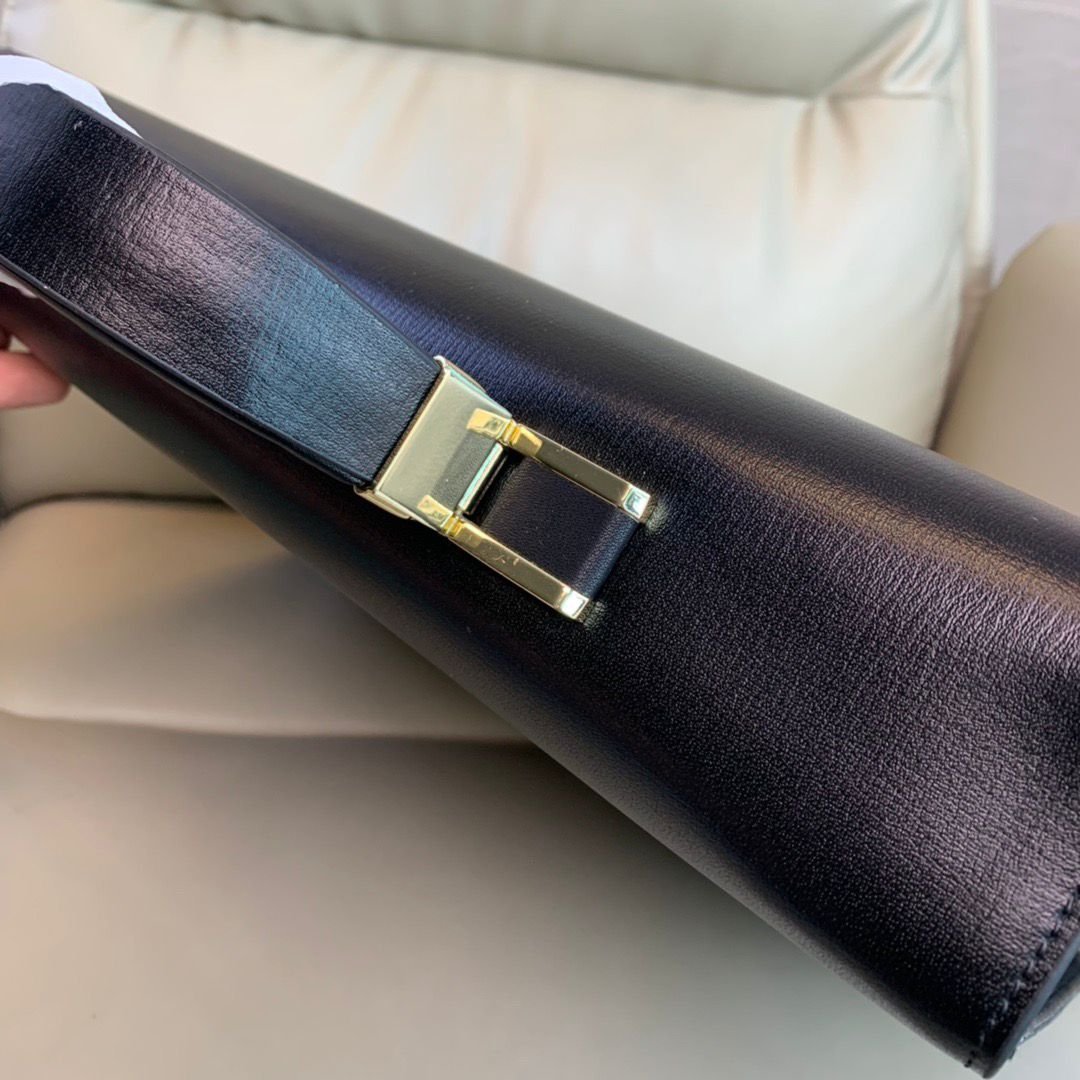 Mont blanc leather Bag - Image 6