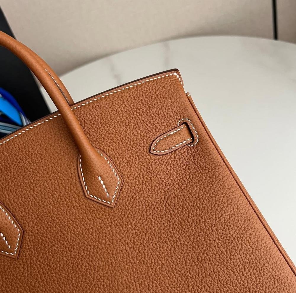 HN 25 Gold colour with Gold Hardware - Image 4