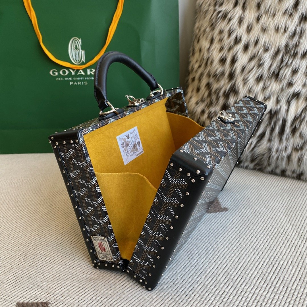 GOYA GRAND HOTEL TRUNK BAG - Image 9