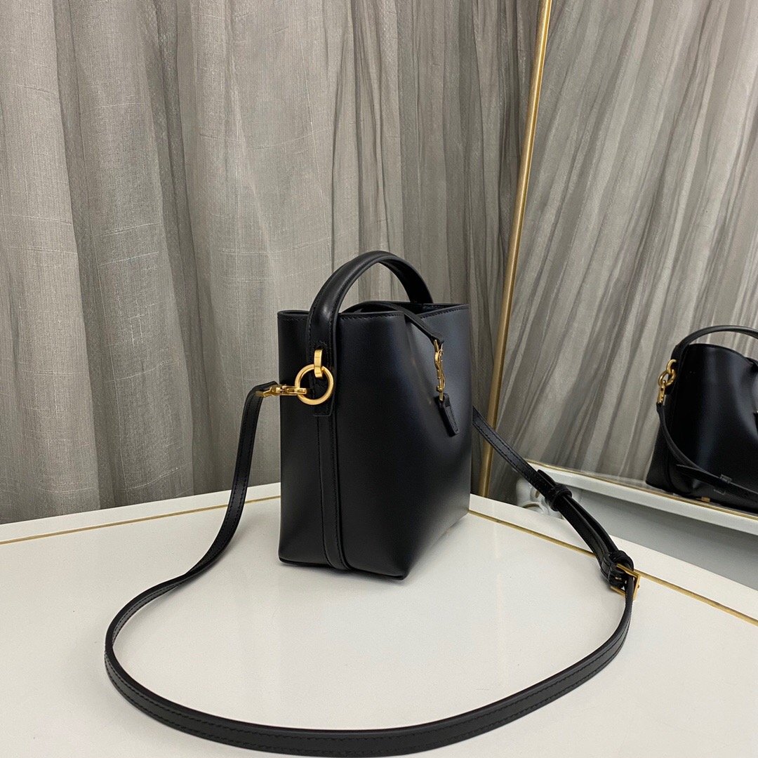 Saint Laurent Le 37 Bucket Bag - Image 3