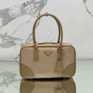 LARGE TOP HANDLE BAG 35 IN DRIED MOSS NYLON AND CALFSKIN TRIM